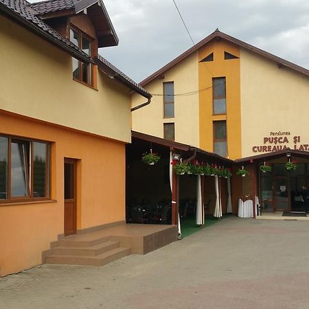Pensiunea Pusca Si Cureaua Lata Turda Exterior foto